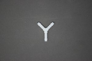 Raccordo in plastica a " Y "  3 vie tubo in gomma diam. 5